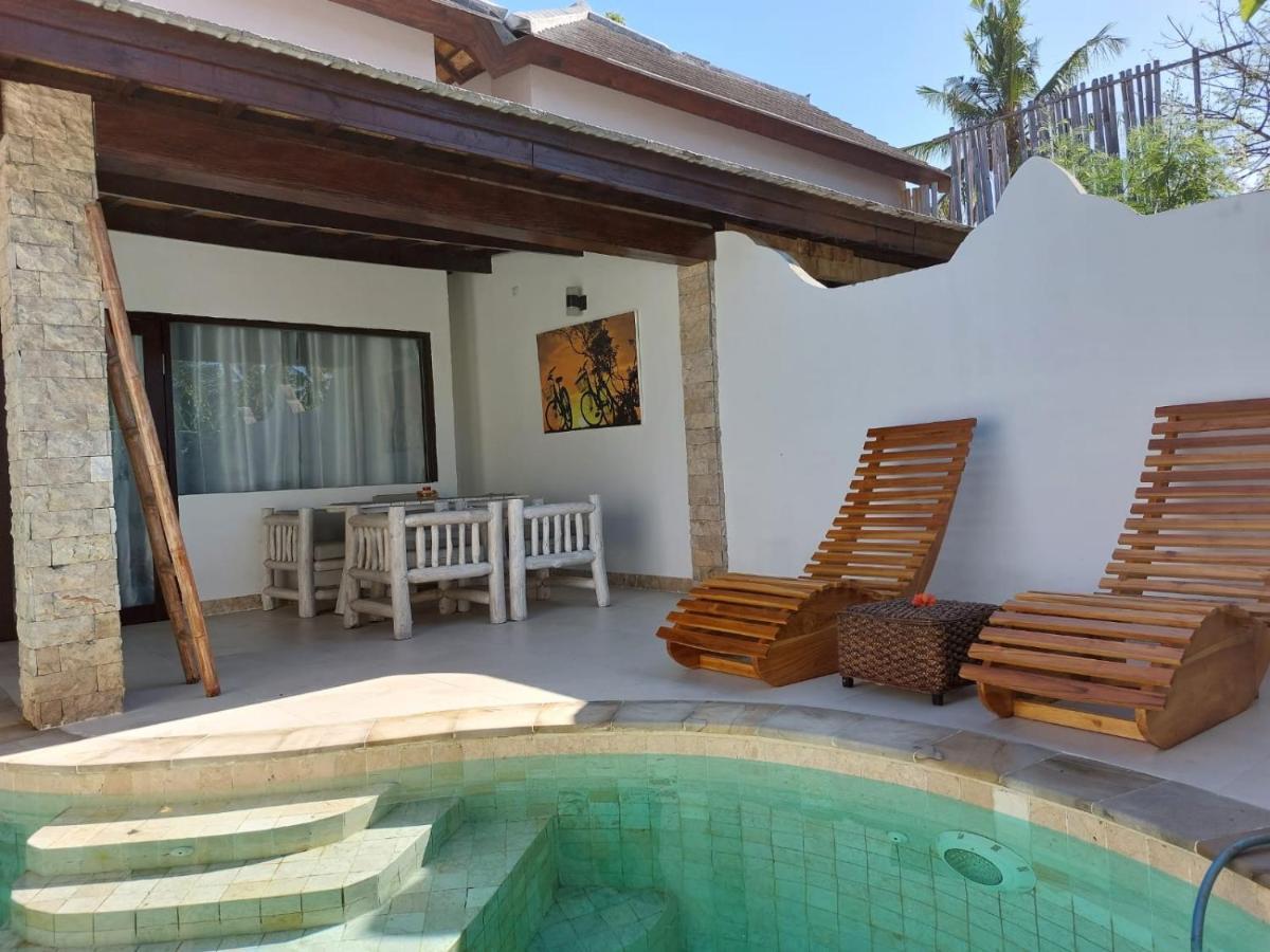 Cantika Villa Gili Trawangan Esterno foto