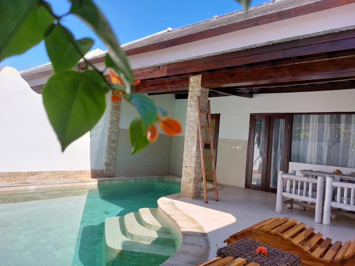 Cantika Villa Gili Trawangan Esterno foto
